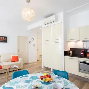 Appartement #28 1 Bdr Flat Ac Balcony Hper 10mins To & Old Town, Nice